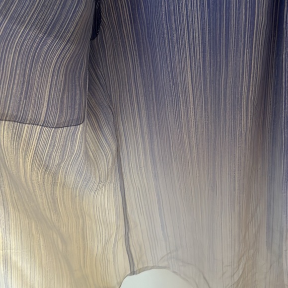 Equipment Short sleeve blouse blue and white striped blouse M NWOT - Picture 3 of 5